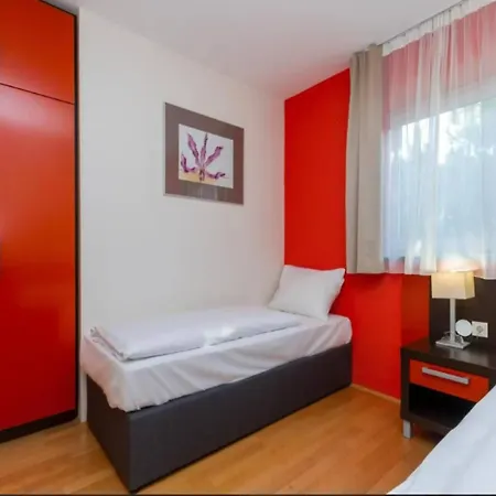 Marina Portoro Family Friendly 3 - Two Bedroom Apartamento Lucija