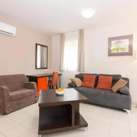Marina Portoro Family Friendly 3 - Two Bedroom Apartamento Lucija