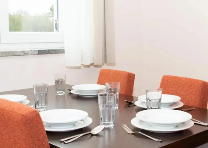 Marina Portoro Family Friendly 3 - Two Bedroom *