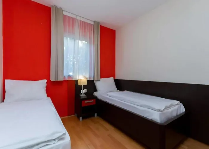 Marina Portoro Family Friendly 3 - Two Bedroom アパート